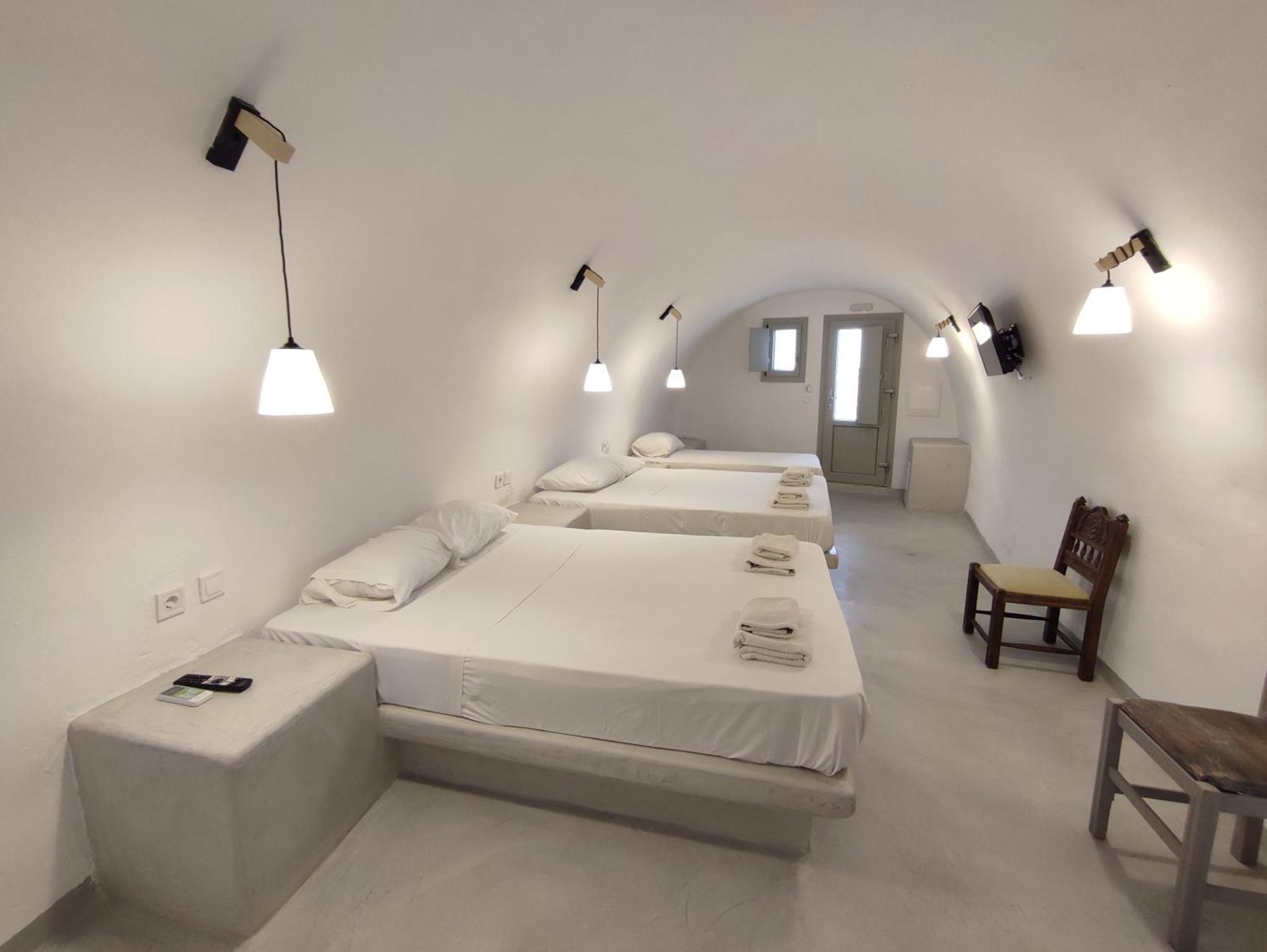 Fira Comfort Rooms ثيرا المظهر الخارجي الصورة
